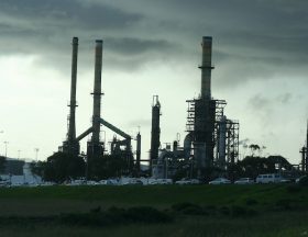 refinery 340439 1280