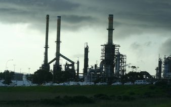 refinery 340439 1280